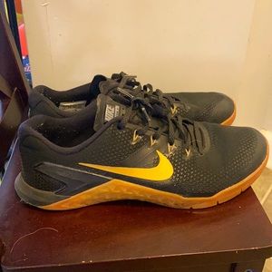NIKE METCON 4